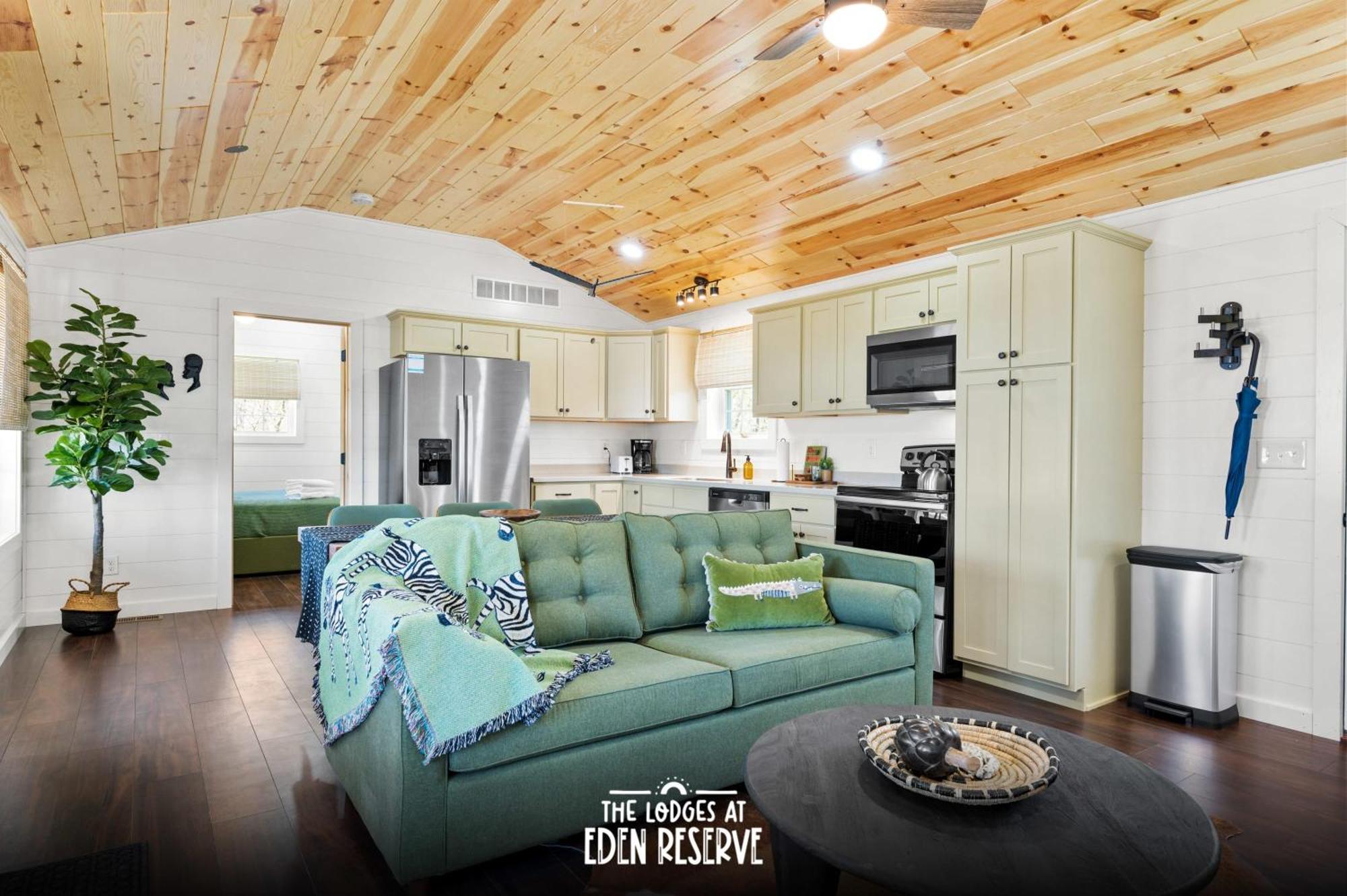 The Lodges At Eden Reserve - Pet Friendly Cabins Near Ark Williamstown Zewnętrze zdjęcie